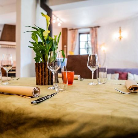 Hotel Les Ardillieres Du Pont D'Oye Habay-la-Neuve Rom bilde